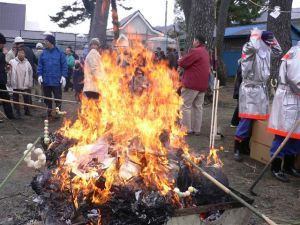 上町、中町地区(合同)　やぐらが燃えている様子